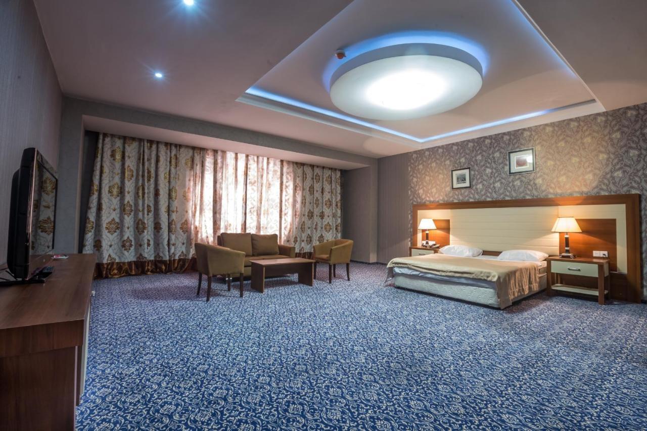 Mont Inn Hotel Baku Eksteriør billede