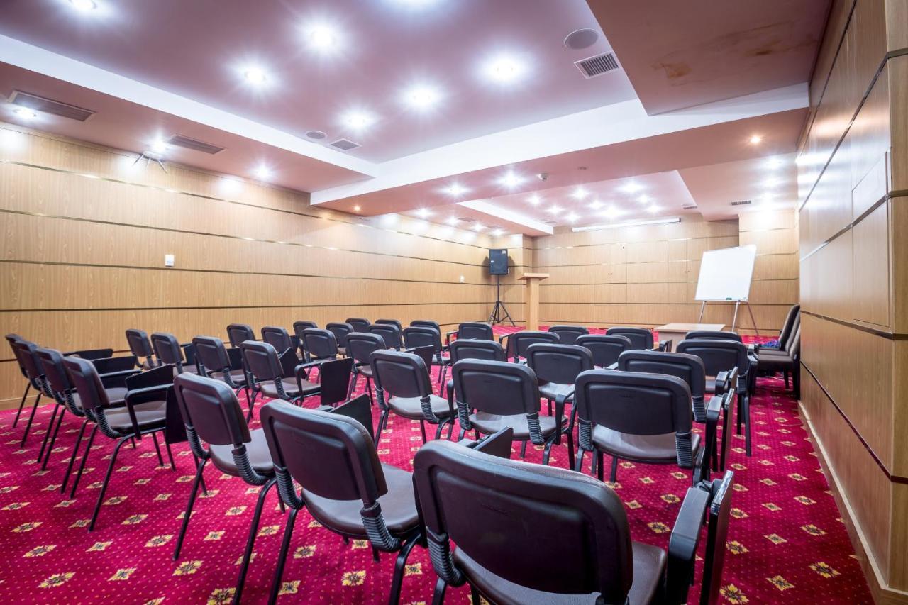 Mont Inn Hotel Baku Eksteriør billede
