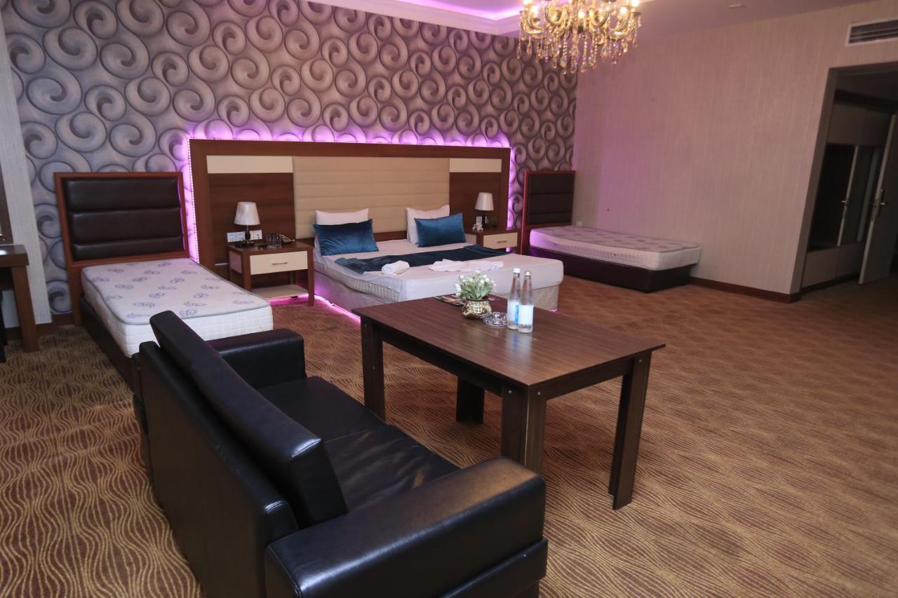 Mont Inn Hotel Baku Eksteriør billede